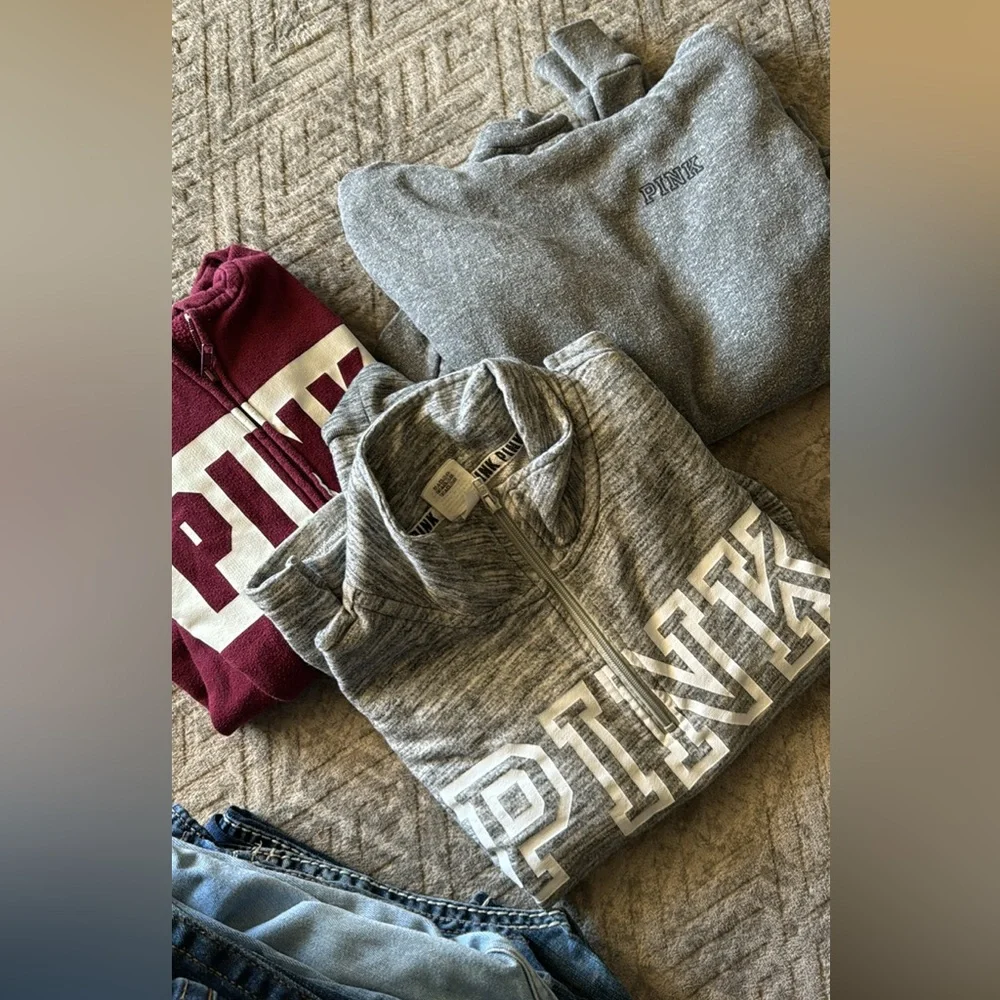 Selling pink sweaters good confidence - Picture 1 of 4